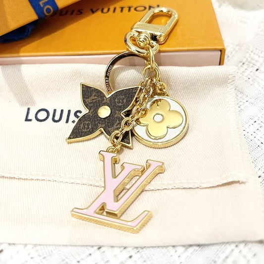 fashionable keychain 01