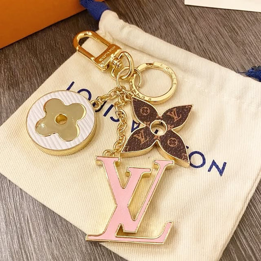 fashionable keychain 01