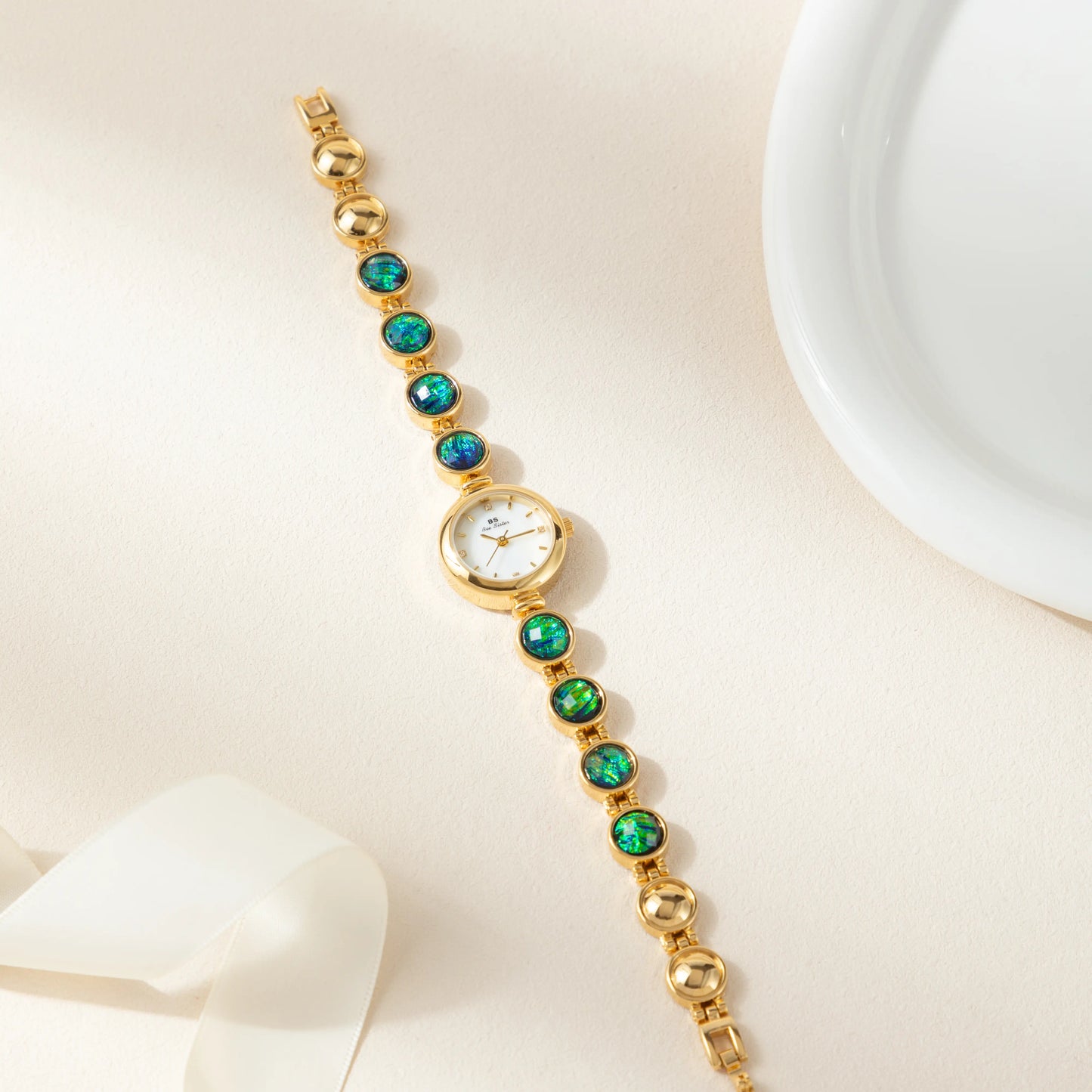 luxurious women's watch 12