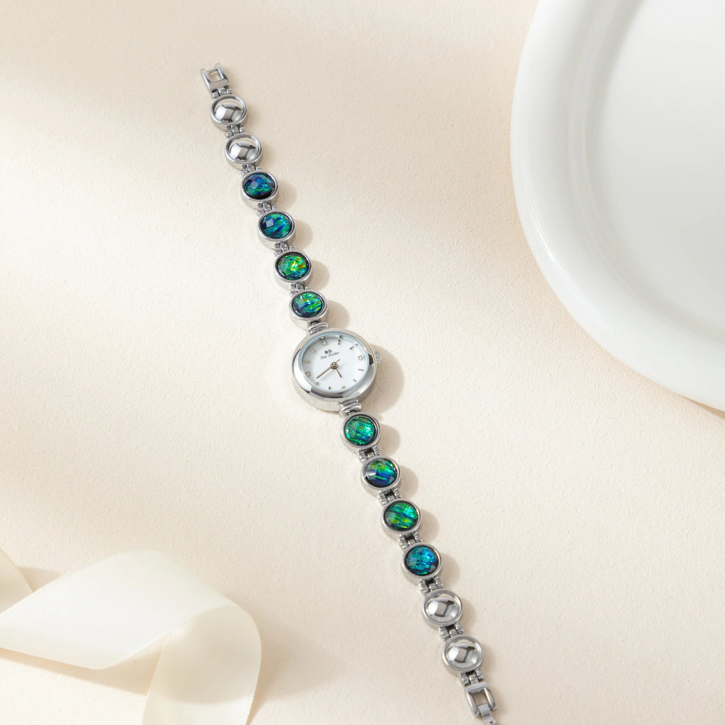 luxurious women's watch 12