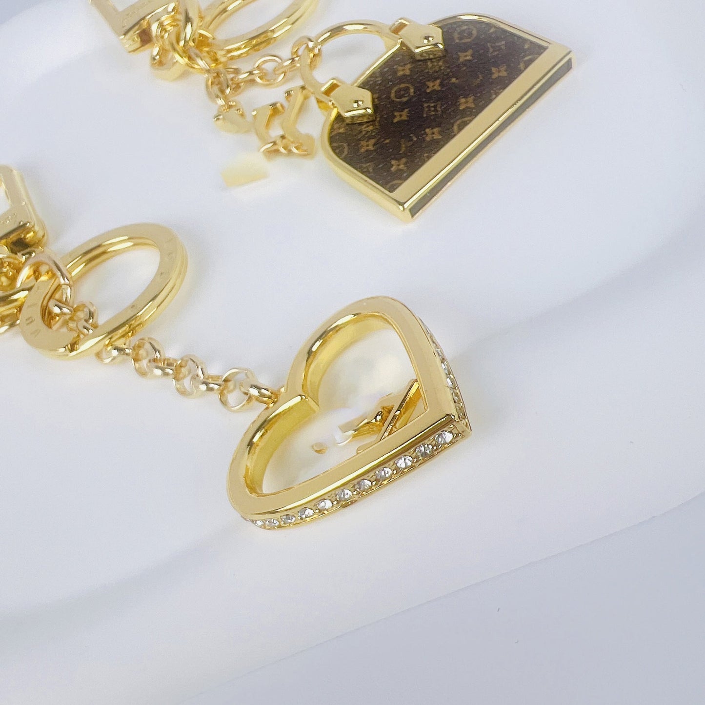 Designer-Minitasche mit Schlüsselanhänger