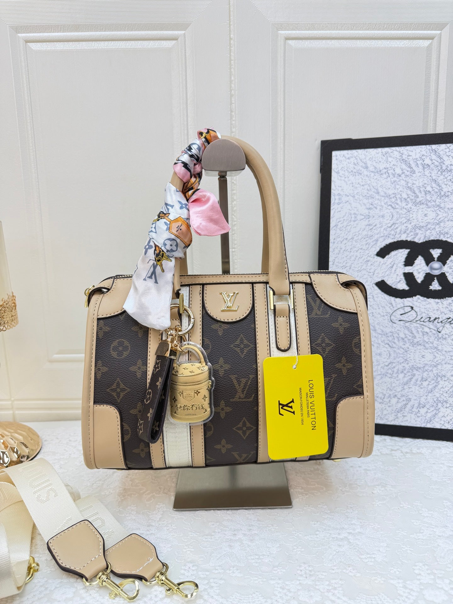 Black & Color-Block Textured Handbag Set - Metal Accent Multi-Purpose Bags