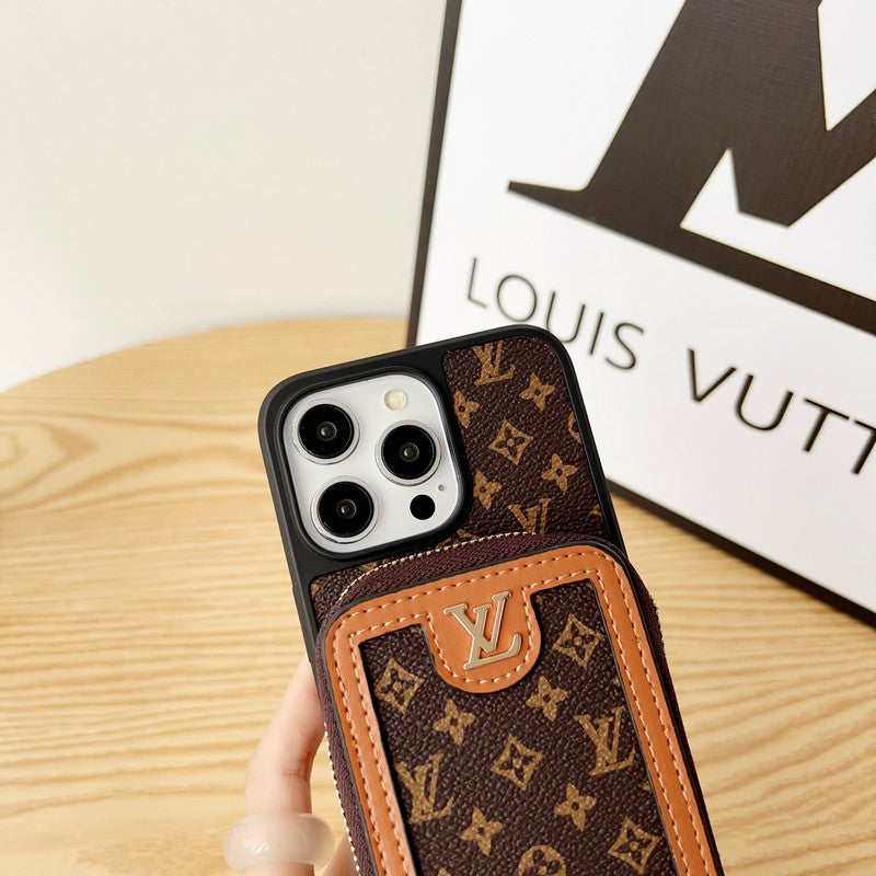 Lou Card Holder Chain iPhone Case 005