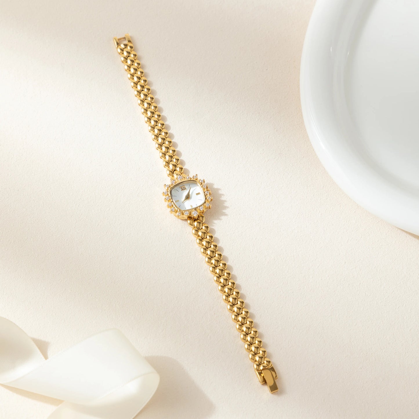 luxurious women's watch 17