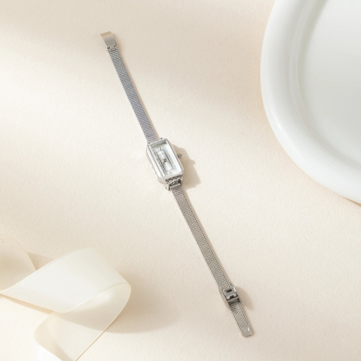 luxurious women's watch 15