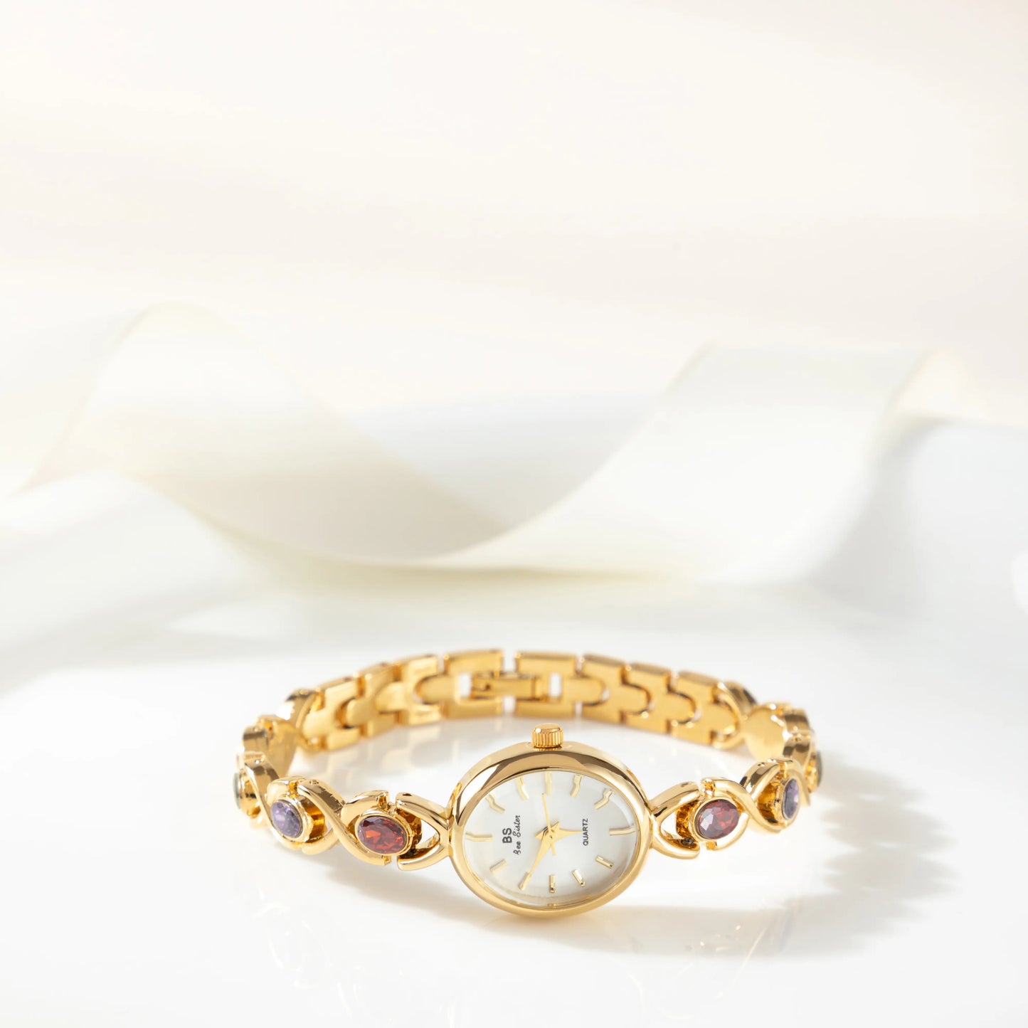 luxurious women's watch 07