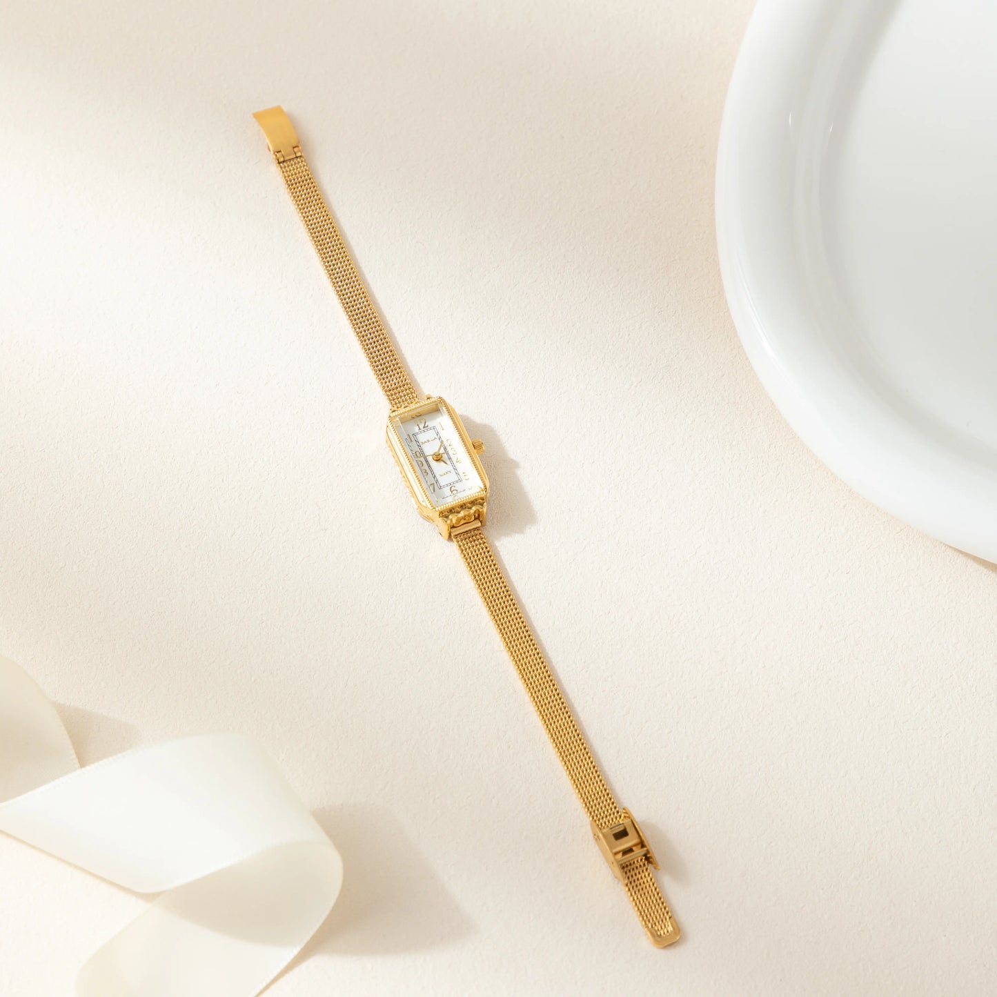 luxurious women's watch 15