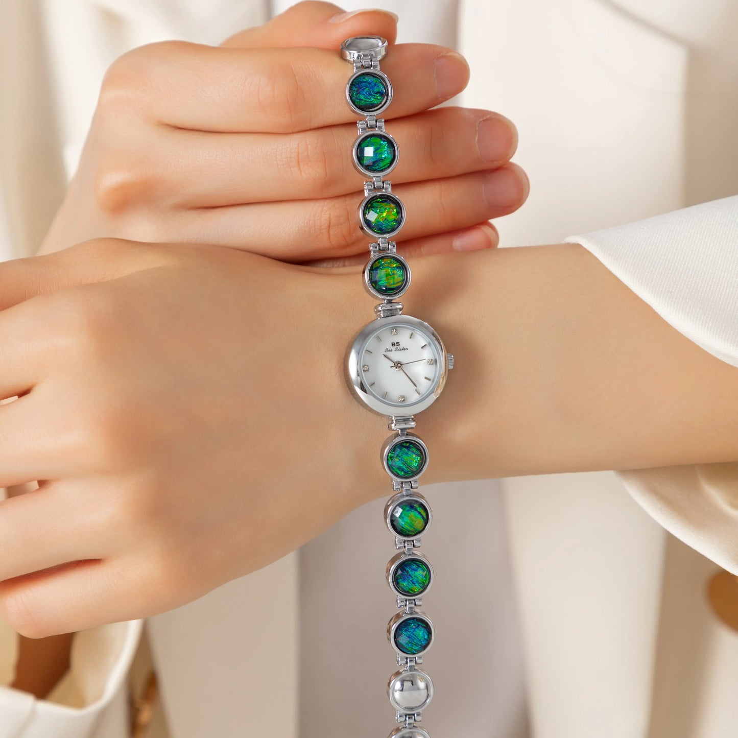 luxurious women's watch 12