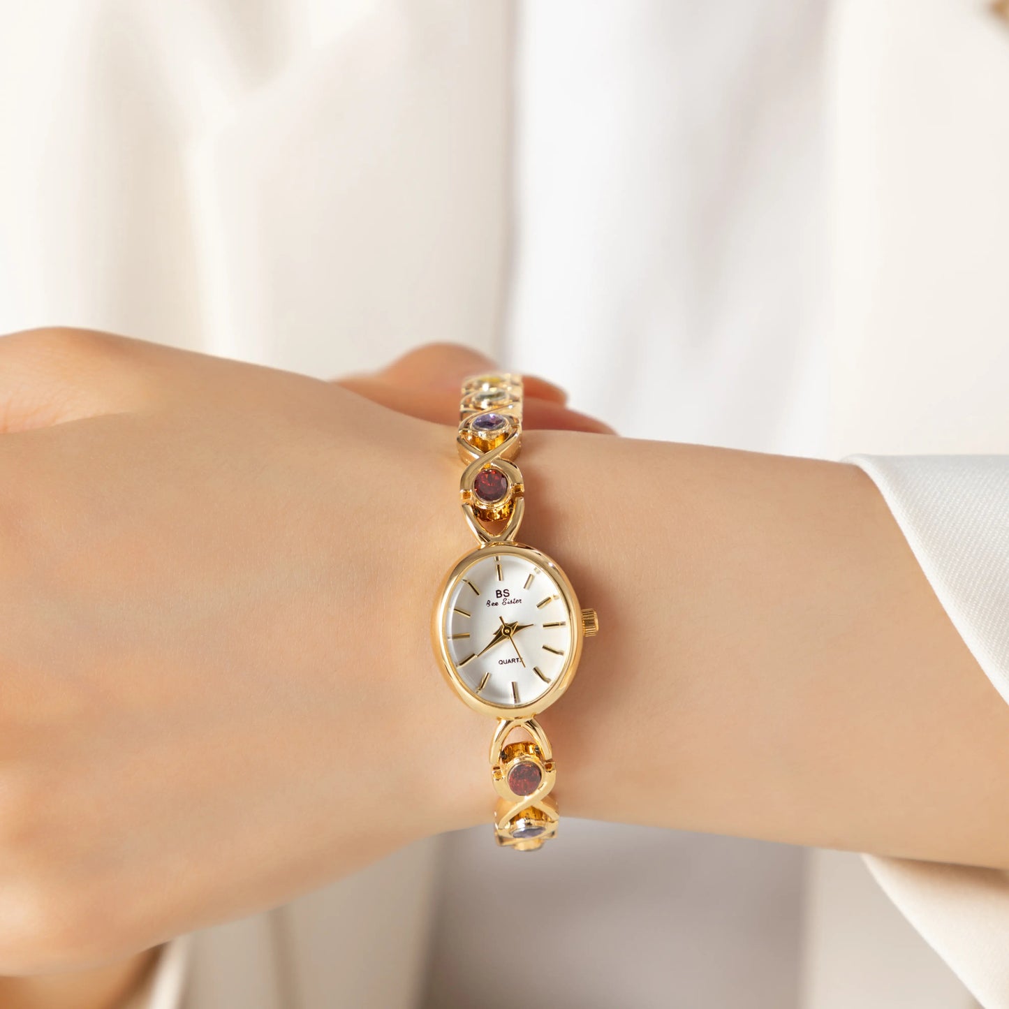 luxurious women's watch 07