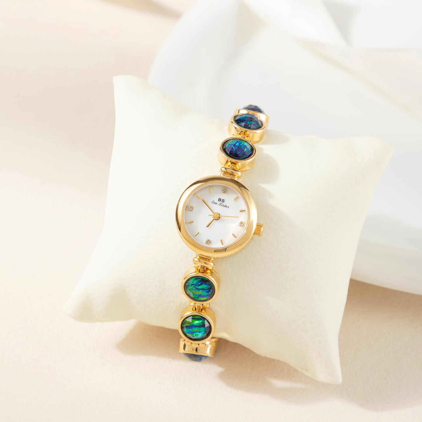 luxurious women's watch 12