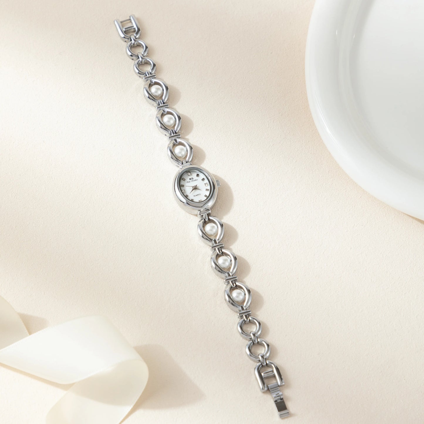 luxurious women's watch 08