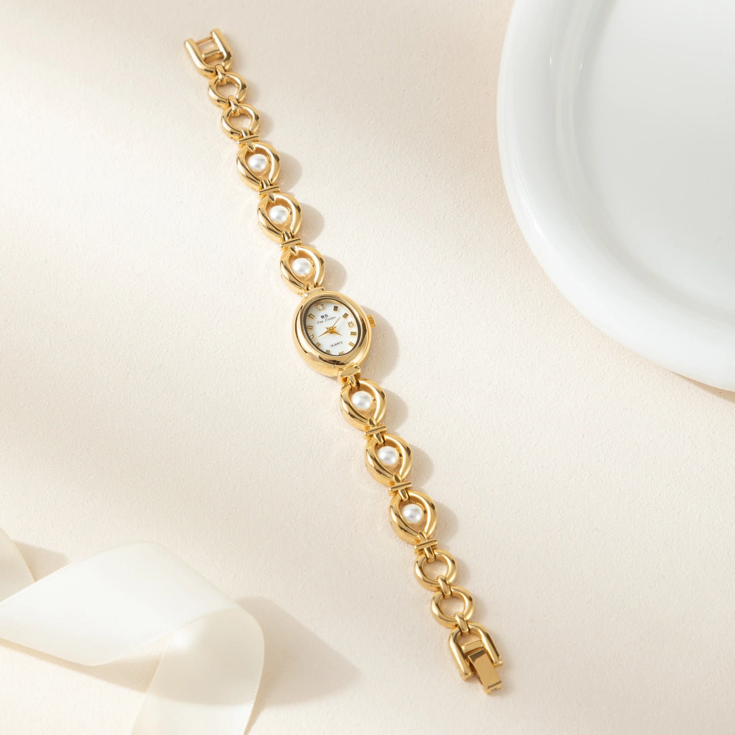 luxurious women's watch 08