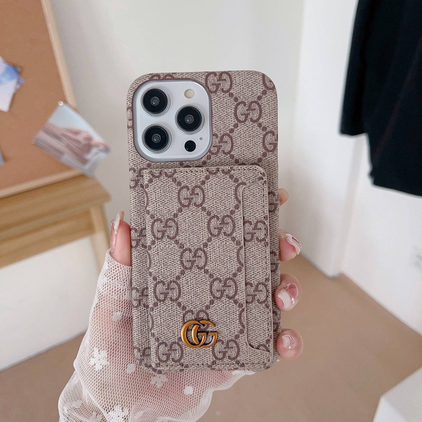 Card Holder iPhone Case 021