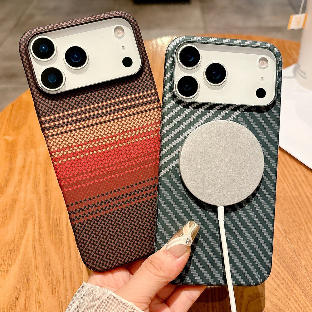Luxury carbon fibre magsafe charging phone case for iPhone 17/16/15