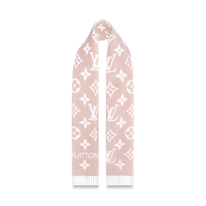 Stylish Scarf – A Must-Have for the Polished Goddess